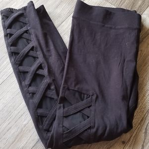 Torrid cutout Leggings
